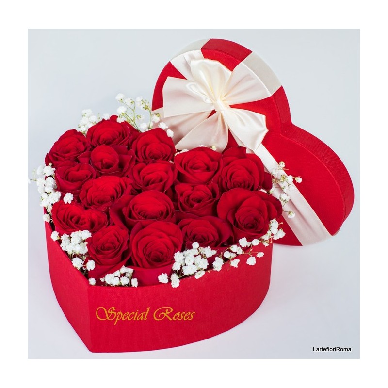 Roi 2 -grand Coeur de roses et d'orchidées vertes
