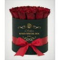 15 Roses rouges dans une boîte, dans les moments de bonheur inoubliables!