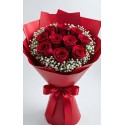  10  rose rosse in fiori di nebbia 