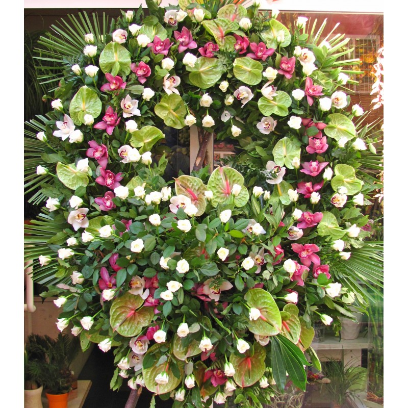 Coroana mare de flori 
