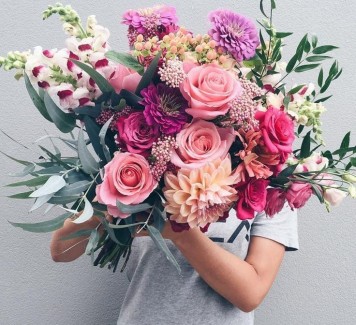 Guida ai fiori da regalare a un uomo: le scelte perfette per non sbagliare